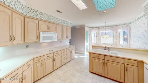 2131 Royal Pines Drive New Bern NC 28560