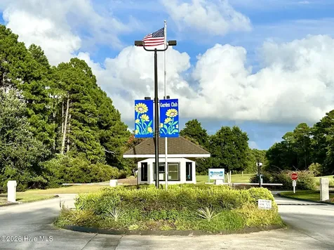 2131 Royal Pines Drive New Bern NC 28560