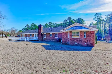204 N Country Club Road Kenansville NC 28349