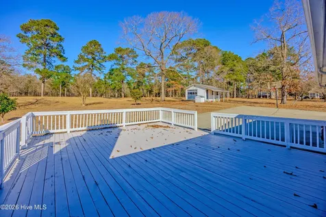 204 N Country Club Road Kenansville NC 28349