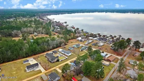 51 Birch Street Elizabethtown NC 28337