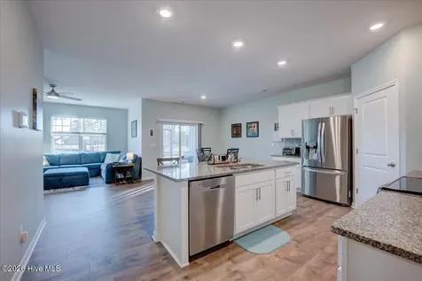 2021 Caracara Drive New Bern NC 28560