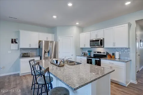 2021 Caracara Drive New Bern NC 28560