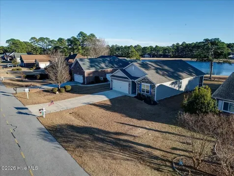 2021 Caracara Drive New Bern NC 28560