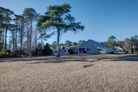 2021 Caracara Drive New Bern NC 28560