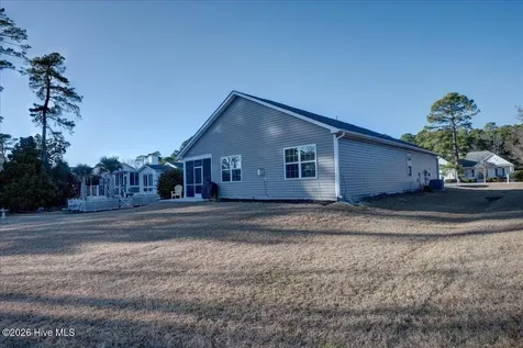2021 Caracara Drive New Bern NC 28560
