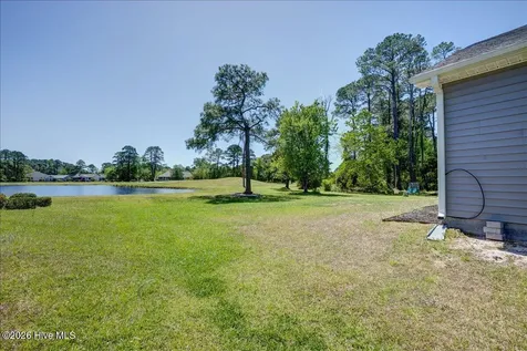 2021 Caracara Drive New Bern NC 28560