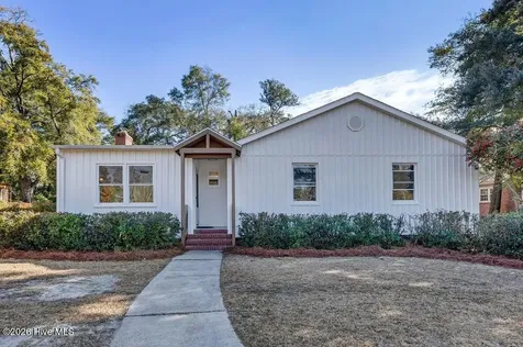 329 Wayne Drive Wilmington NC 28403