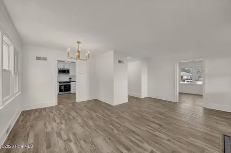 329 Wayne Drive Wilmington NC 28403