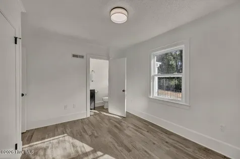 329 Wayne Drive Wilmington NC 28403