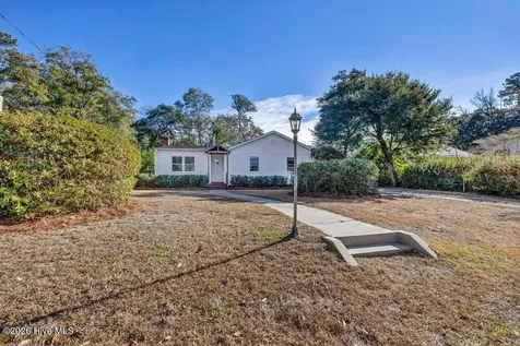 329 Wayne Drive Wilmington NC 28403