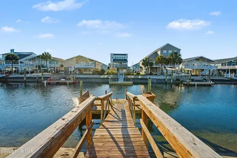 23 Scotland Street Ocean Isle Beach NC 28469