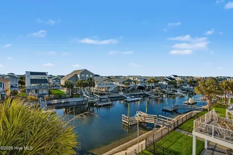 23 Scotland Street Ocean Isle Beach NC 28469