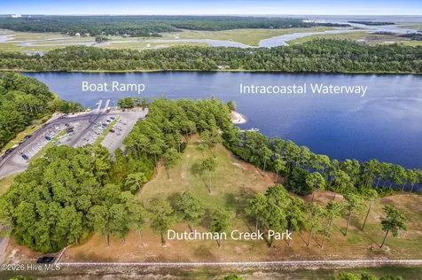 3402 Turnbuckle Lane SE Southport NC 28461
