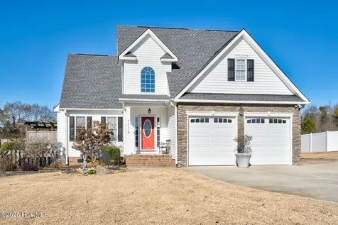 7716 La Finca Road Elm City NC 27822