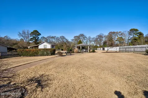 7716 La Finca Road Elm City NC 27822