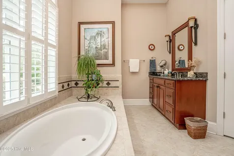 537 Gladstone Circle SW Ocean Isle Beach NC 28469