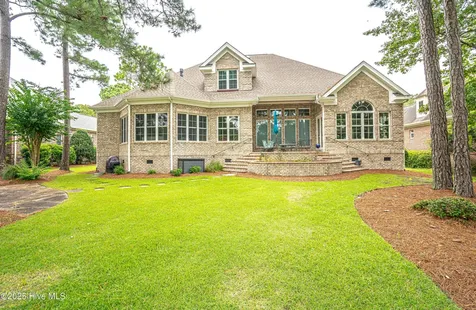537 Gladstone Circle SW Ocean Isle Beach NC 28469