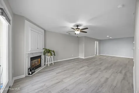 5006 Hunters Trail Wilmington NC 28405