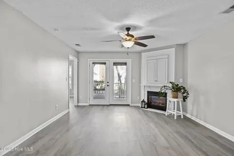 5006 Hunters Trail Wilmington NC 28405
