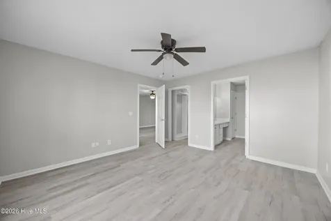 5006 Hunters Trail Wilmington NC 28405