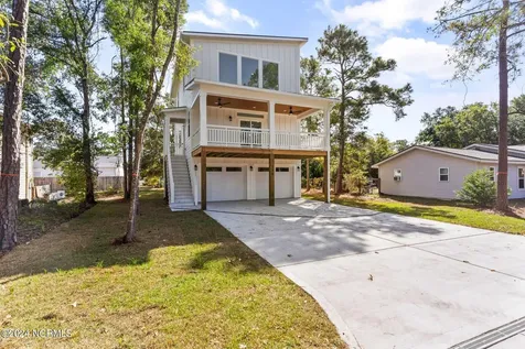126 N Middleton Avenue Oak Island NC 28465