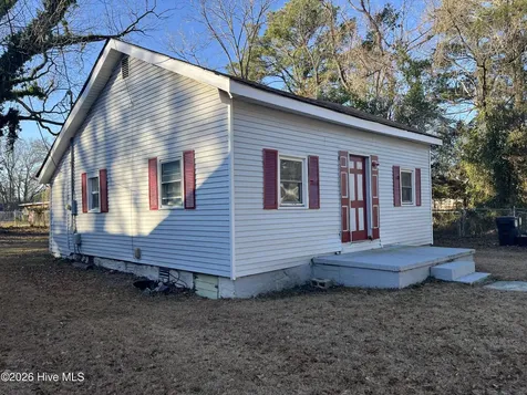 1617 Mckinley Avenue New Bern NC 28562