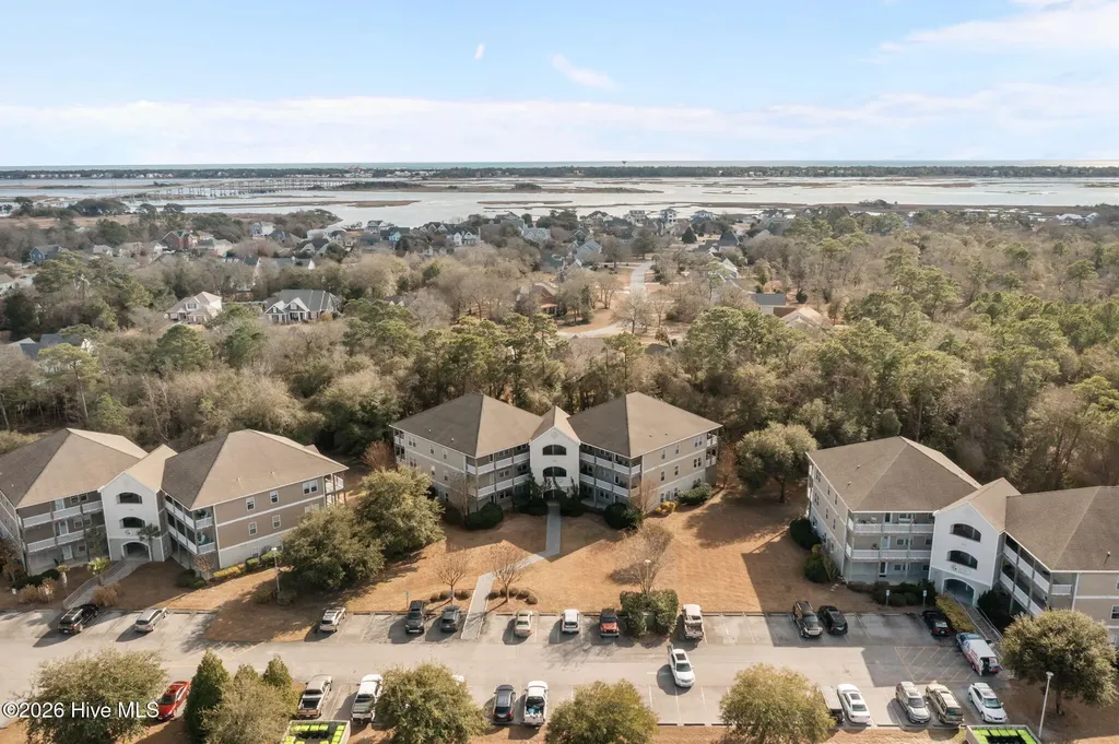 200 Lighthouse Lane Cedar Point NC 28584