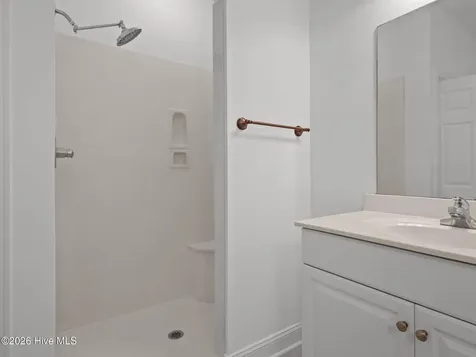 200 Lighthouse Lane Cedar Point NC 28584