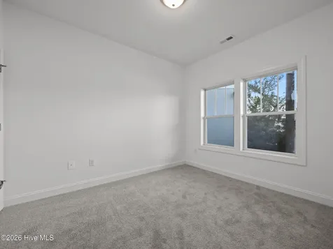 200 Lighthouse Lane Cedar Point NC 28584