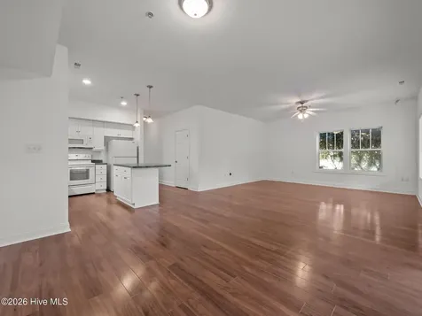 200 Lighthouse Lane Cedar Point NC 28584