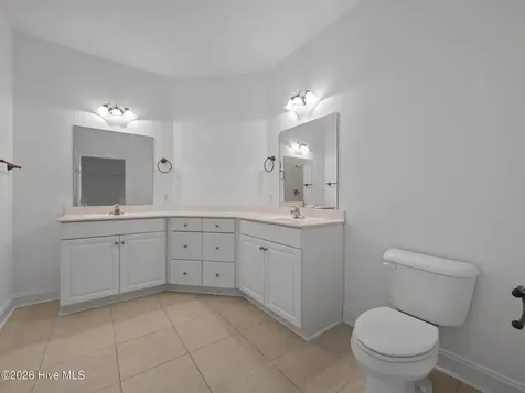 200 Lighthouse Lane Cedar Point NC 28584