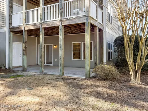200 Lighthouse Lane Cedar Point NC 28584