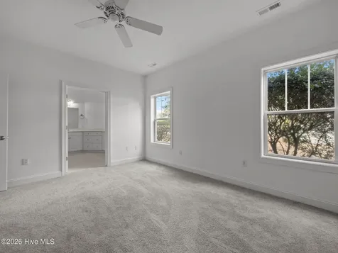 200 Lighthouse Lane Cedar Point NC 28584