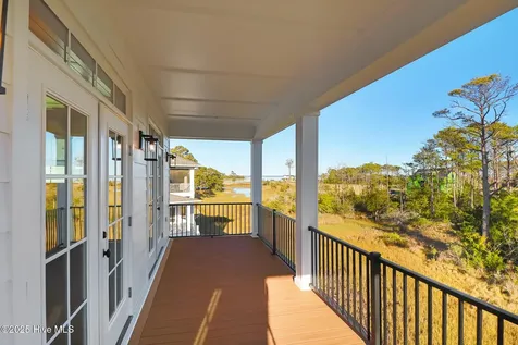 538 Sheldrake Court Beaufort NC 28516