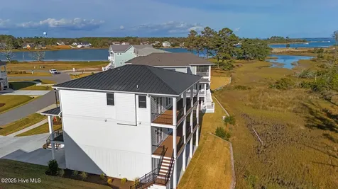 538 Sheldrake Court Beaufort NC 28516