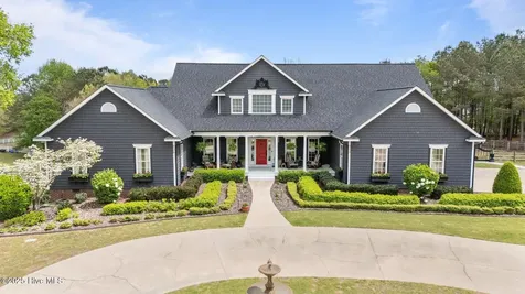 414 Mclendon Hills Drive West End NC 27376