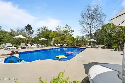 414 Mclendon Hills Drive West End NC 27376