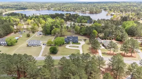 414 Mclendon Hills Drive West End NC 27376