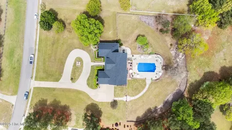414 Mclendon Hills Drive West End NC 27376