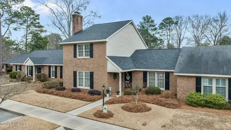842 Westminster Lane Kinston NC 28501