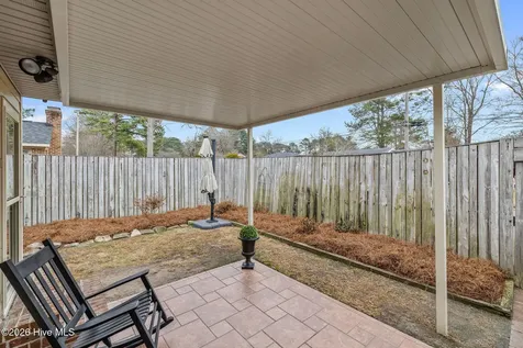 842 Westminster Lane Kinston NC 28501