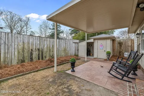 842 Westminster Lane Kinston NC 28501