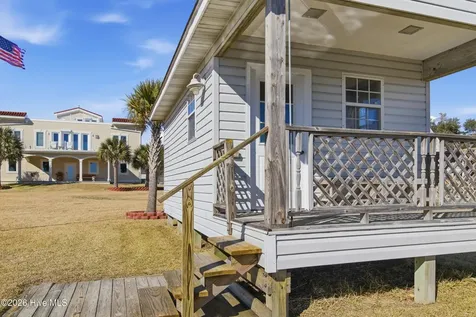 1044 Mallard Bay Road Hampstead NC 28443
