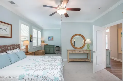 130 Whimbrel Way Beaufort NC 28516