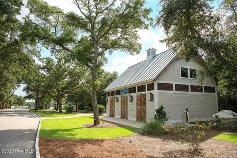 130 Whimbrel Way Beaufort NC 28516