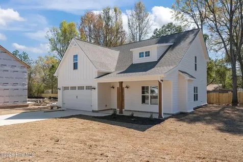 220 Telluride Court Aberdeen NC 28315