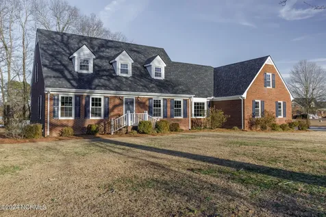 97 Planters Walk Lane Clinton NC 28328