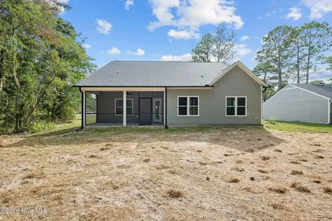 31 Currituck Court Oriental NC 28571