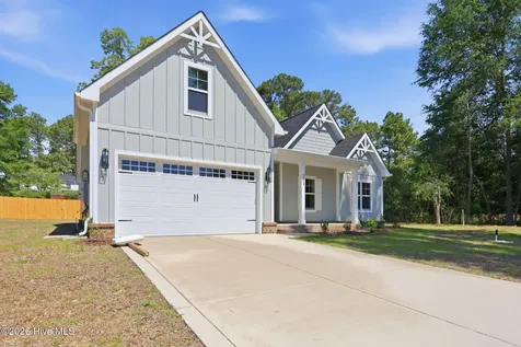 213 Telluride Court Aberdeen NC 28315